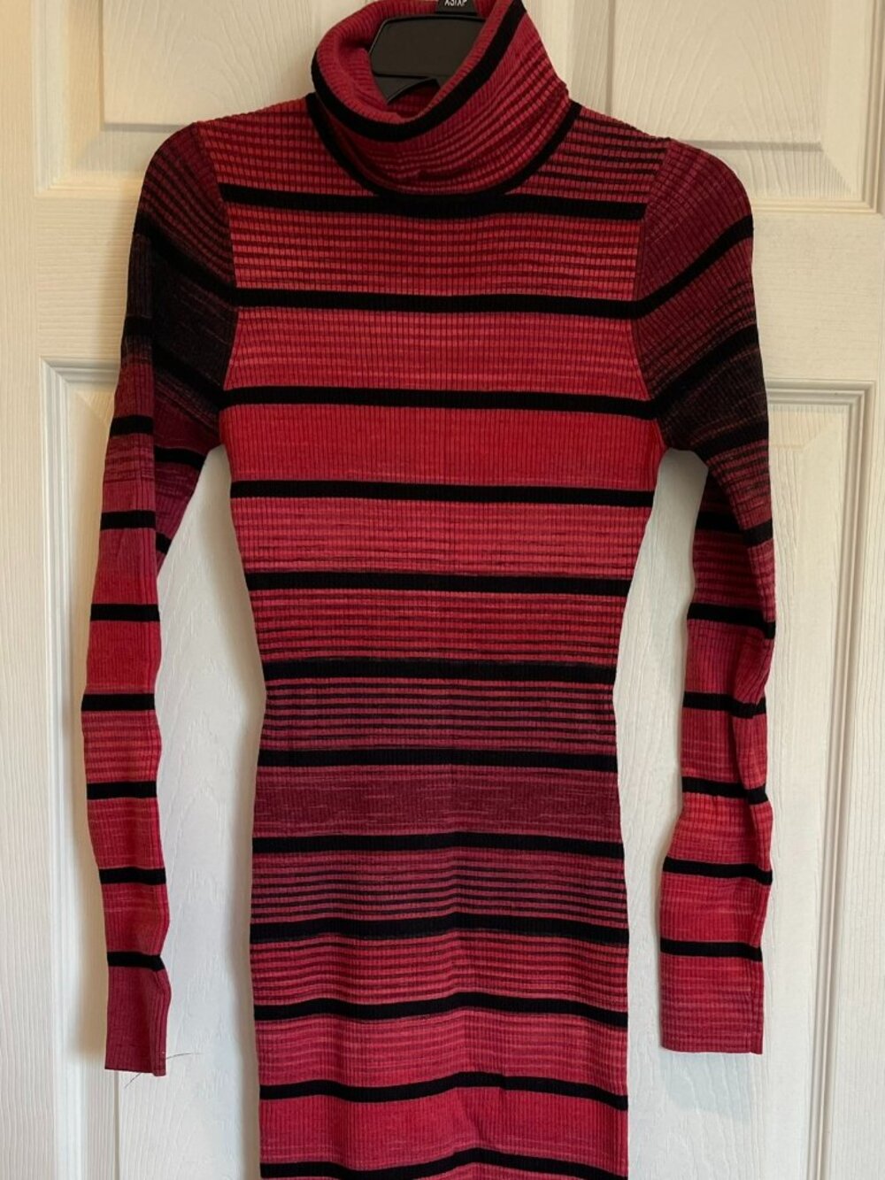 Karen Millen: turtle neck long dress form fitting